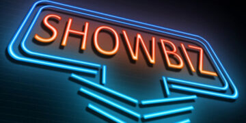 SHOWBIZ: Thế giới hào nhoáng và những góc khuất phía sau hào quang